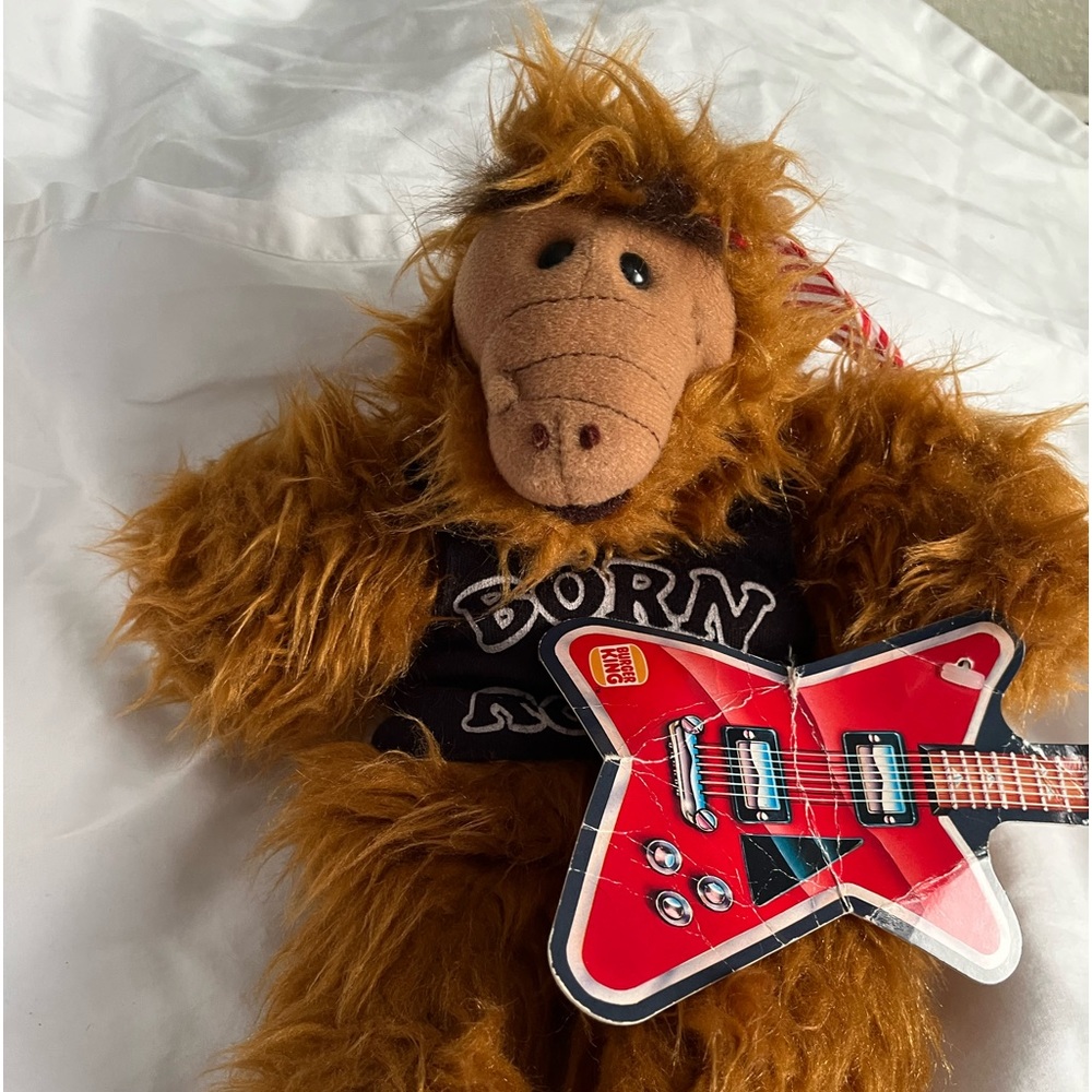 1988 Alf toy doll stuffed animal 35 years old vintage rock out with Alf.